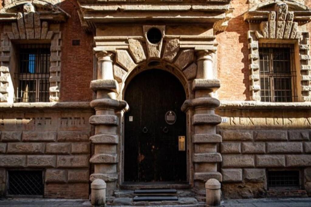Appartamento Palazzo Bocchi Bologna Exterior photo